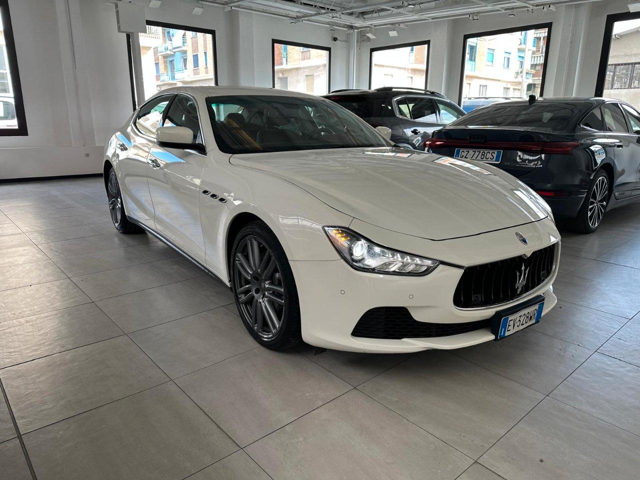 Maserati Ghibli 3.0 V6 ds 250cv auto