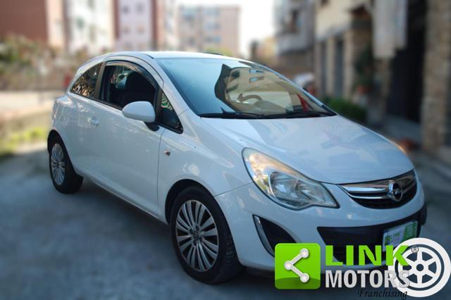 OPEL Corsa 1.2 3 porte b-color NEOPATENTATI