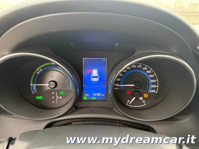 TOYOTA Auris Touring Sports 1.8 Hybrid