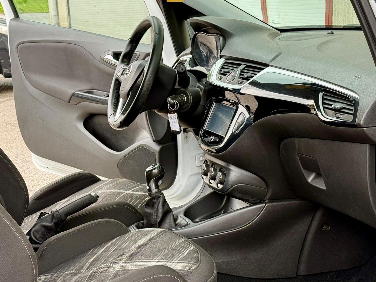 Opel Corsa 1.3 CDTI Coupé b-Color