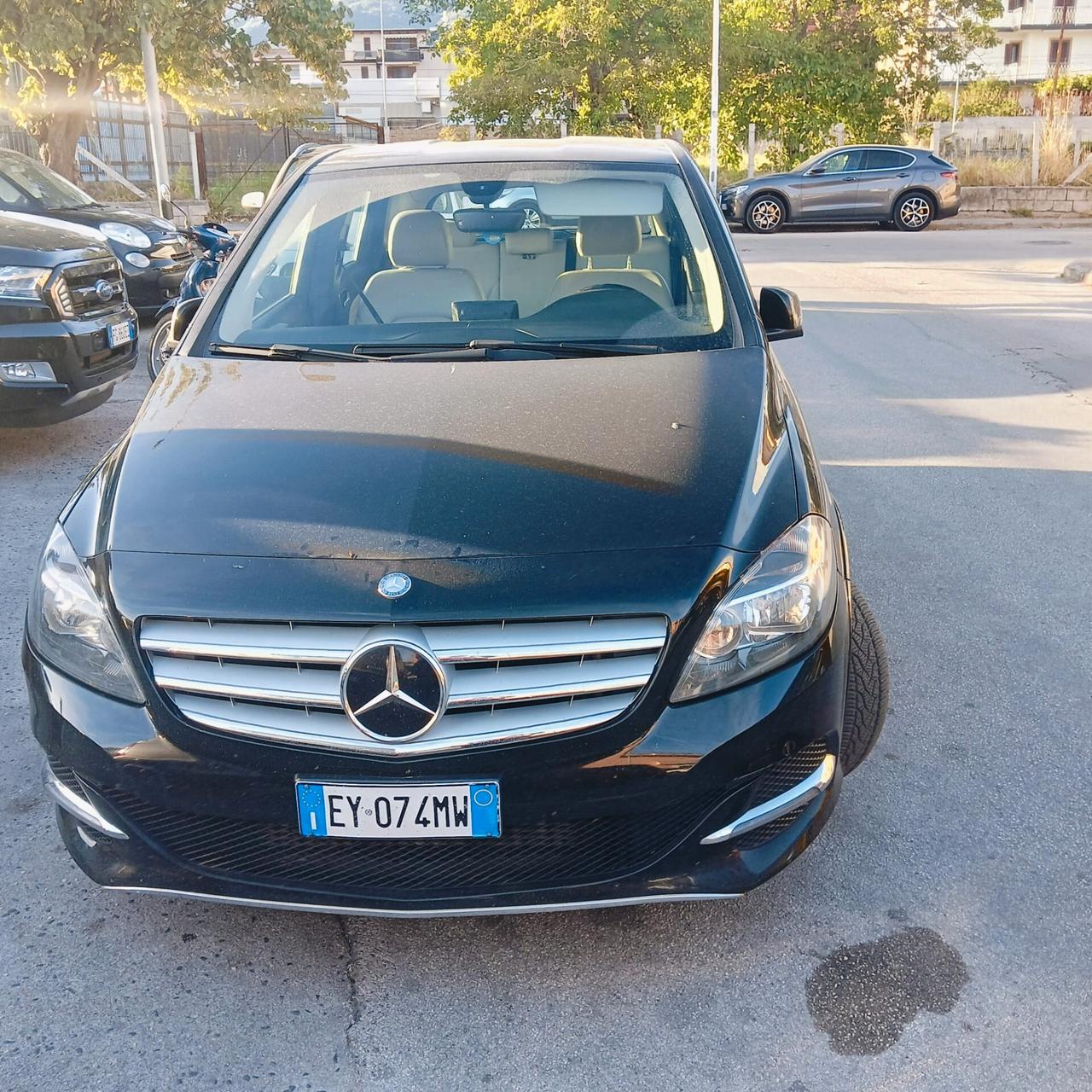 Mercedes-benz B 200 NGD Sport