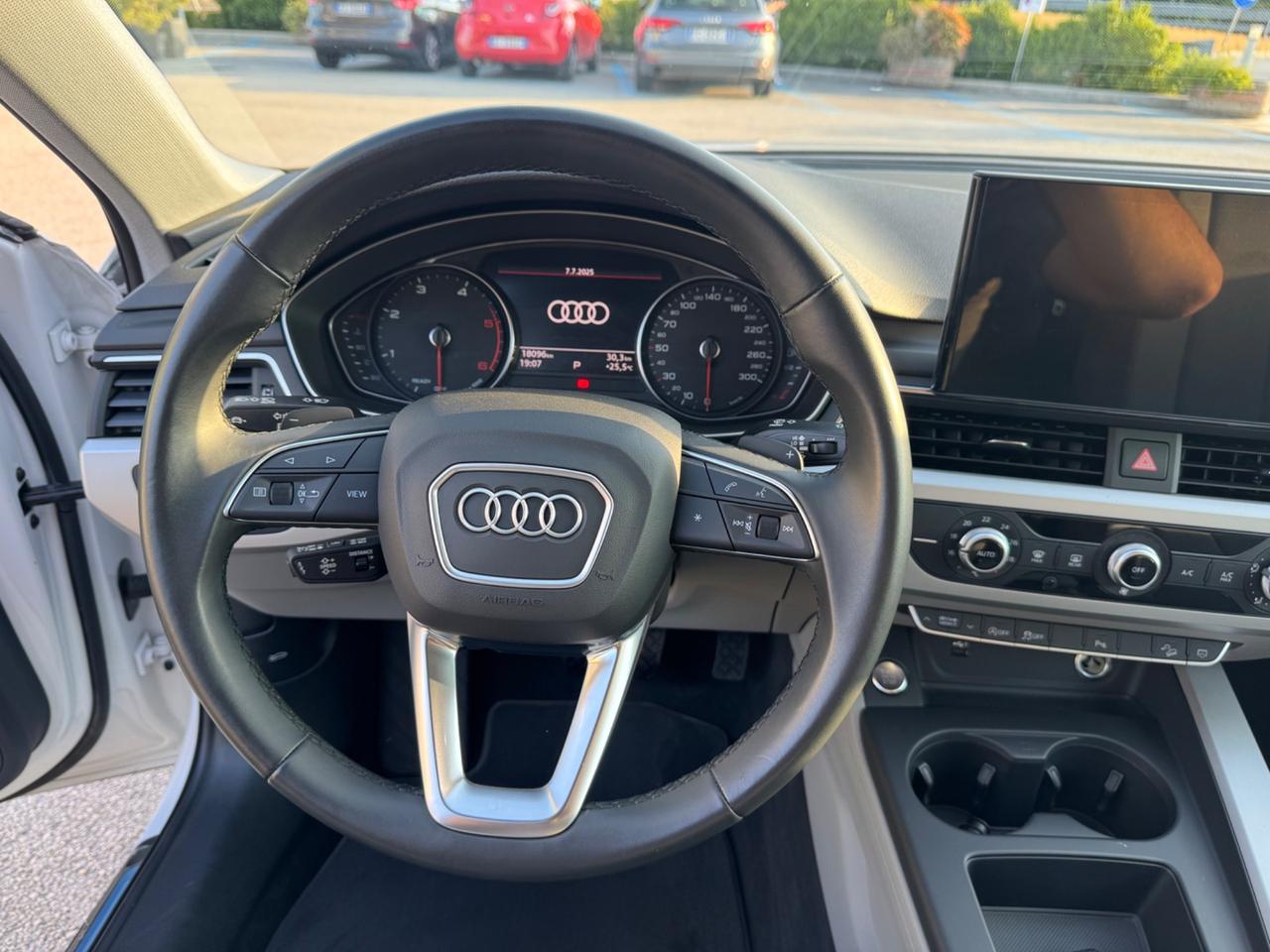 Audi A4 allroad A4 allroad 40 TDI 204 CV S tronic Identity Contrast