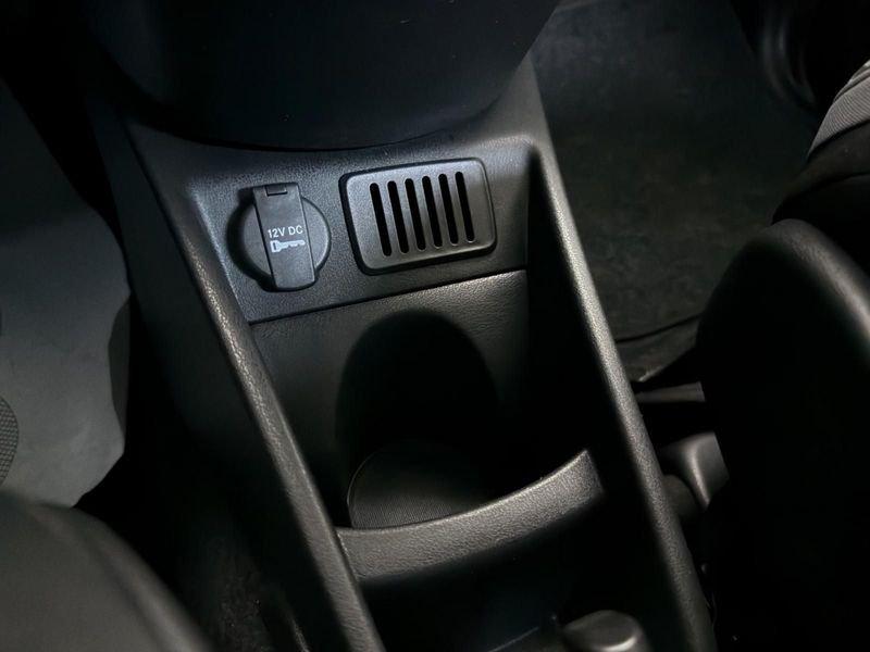 Lancia Ypsilon Ypsilon 5p 1.0 hybrid 70cv 6m Silver Plus