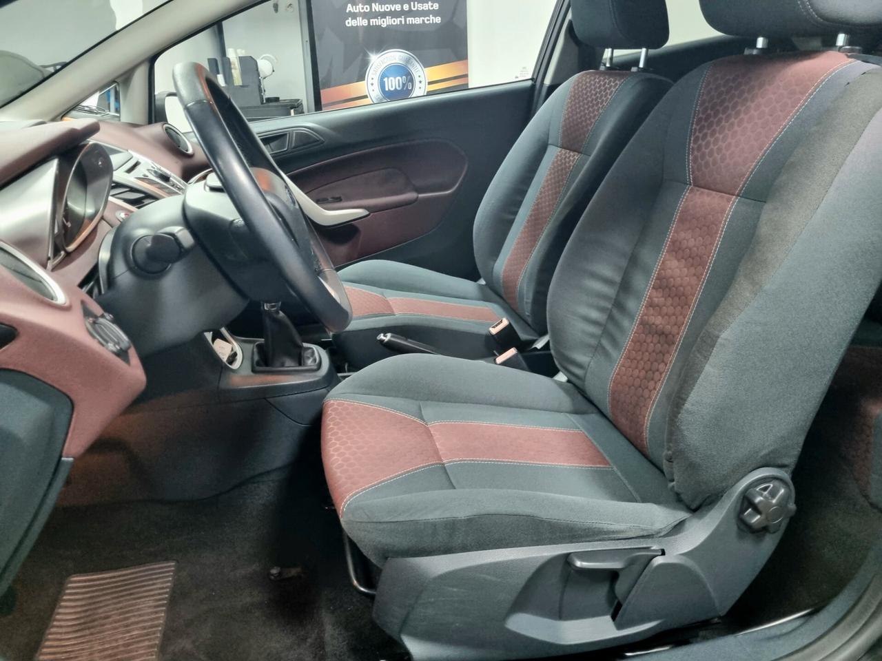 FORD FIESTA 1.2 BENZINA 82CV 3p. TITANIUM NEOPATENTATI