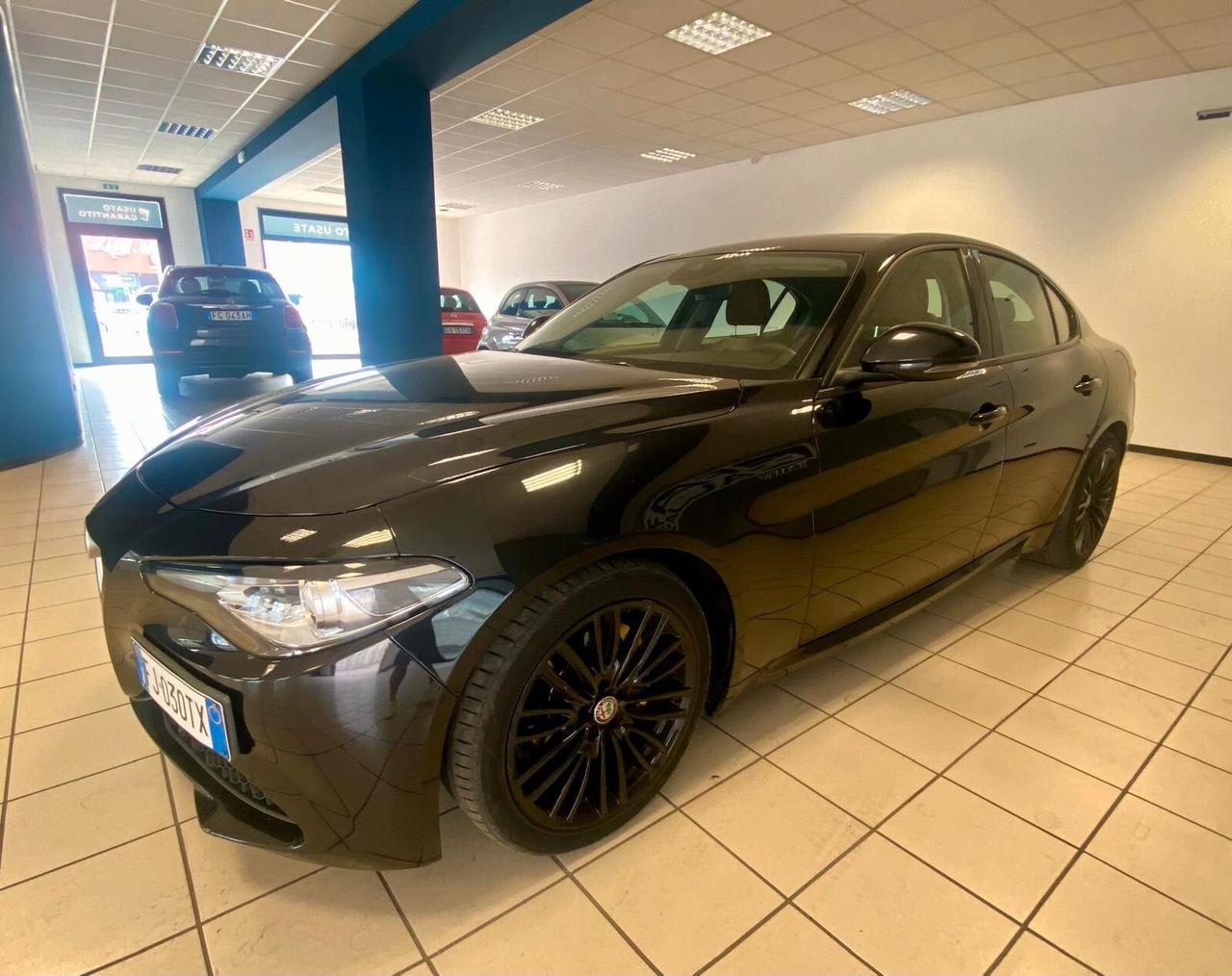 Alfa Romeo Giulia 2.2 Turbodiesel 180 CV AT8 Business Sport Launch Ed.