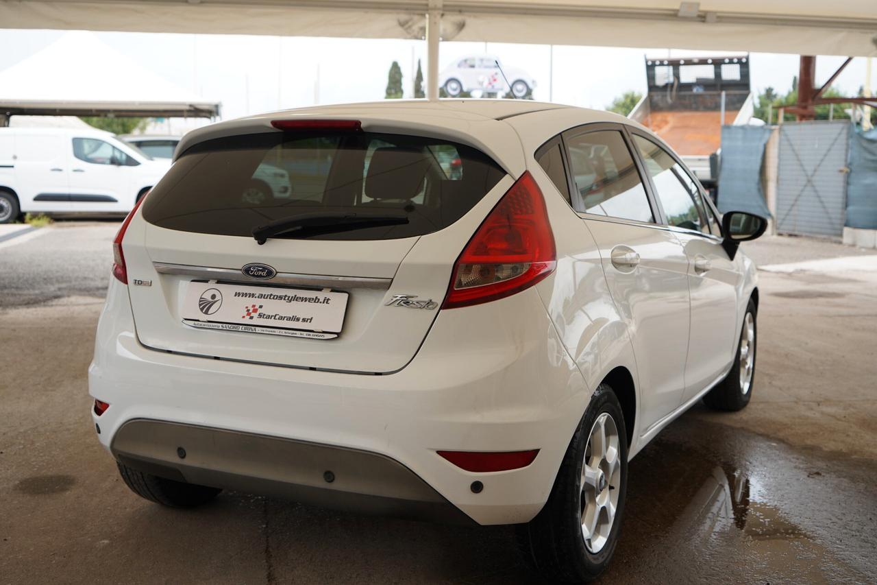 Ford Fiesta+ 1.4 TDCi 68CV 5 porte