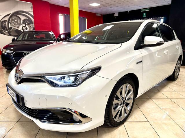 TOYOTA Auris 1.8 Hybrid XENO LED NAVI AUTOMATICO TAGLIANDI OK