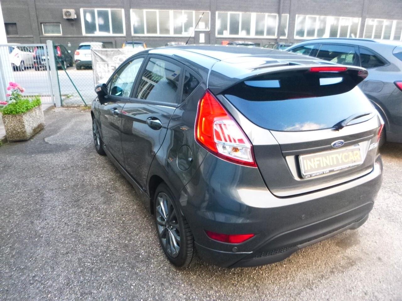 Ford Fiesta 1.5 TDCi 75CV 5 porte ST-Line NEOPATENTATI