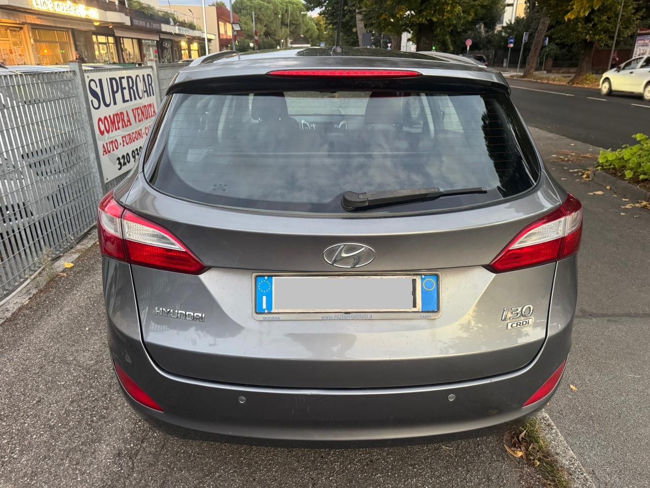 Hyundai i30 Wagon 1.6 CRDi neopaten garanzia 12 m