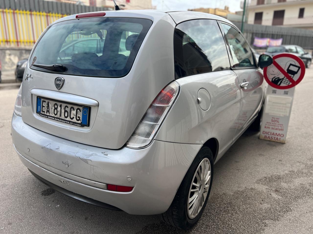 Lancia ypsilon 1.4 benzina/Gpl – 77CV 57 ke Anno 2010