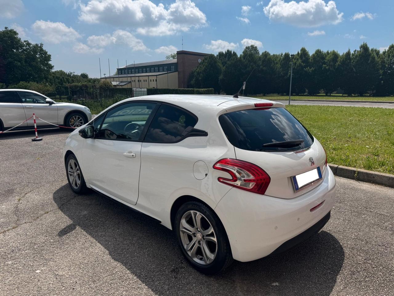 Peugeot 208 1.2 VTi 82 CV 3 porte Allure 2013