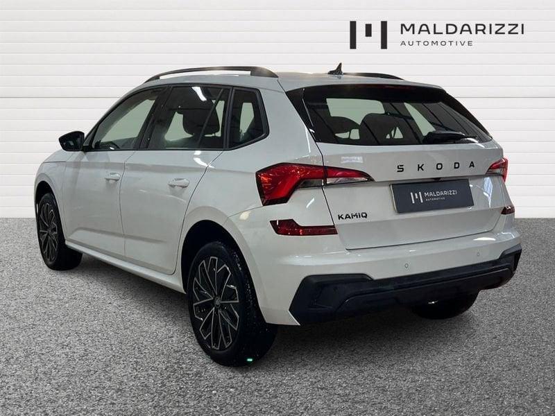 Škoda Kamiq 2024 1.0 tsi Black Dots 115cv