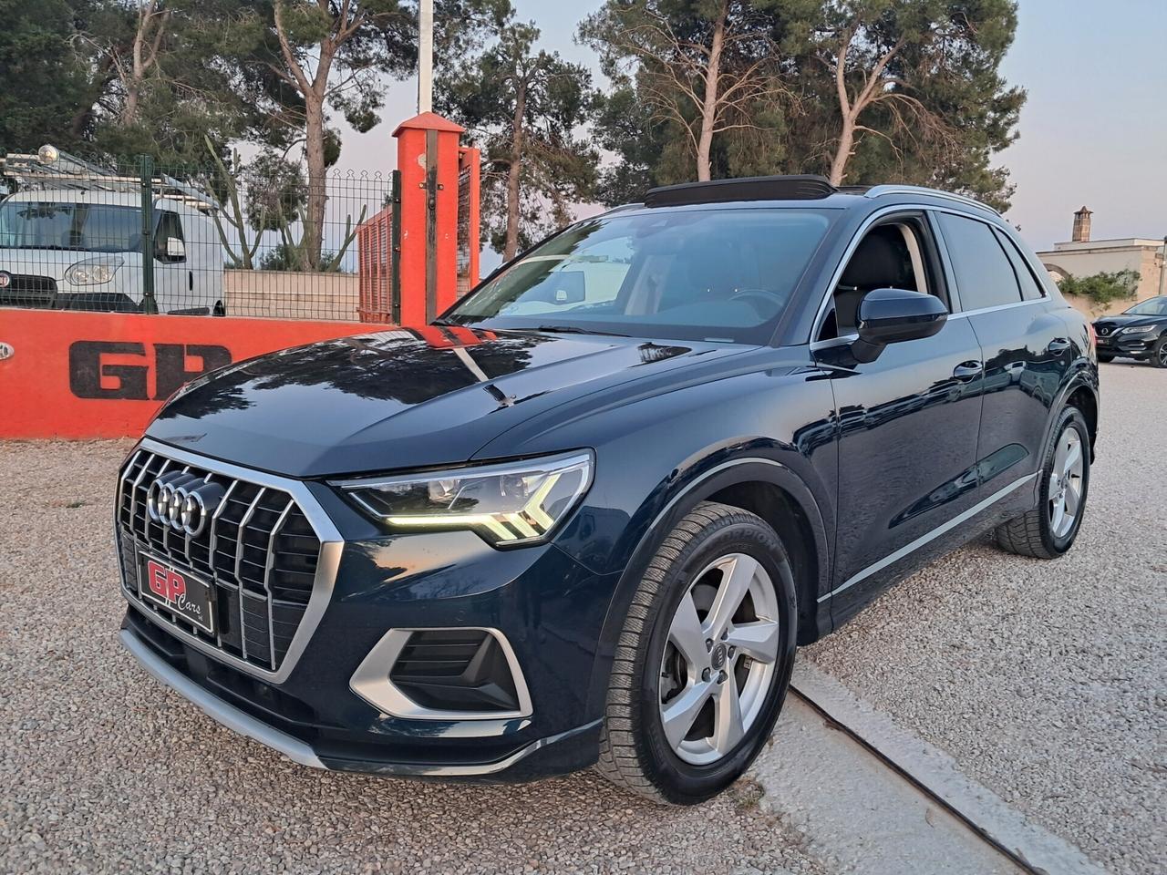 Audi Q3 35 TDI 150cv S Tronic * TETTO-FARI MATRIX-LED-NAVY*