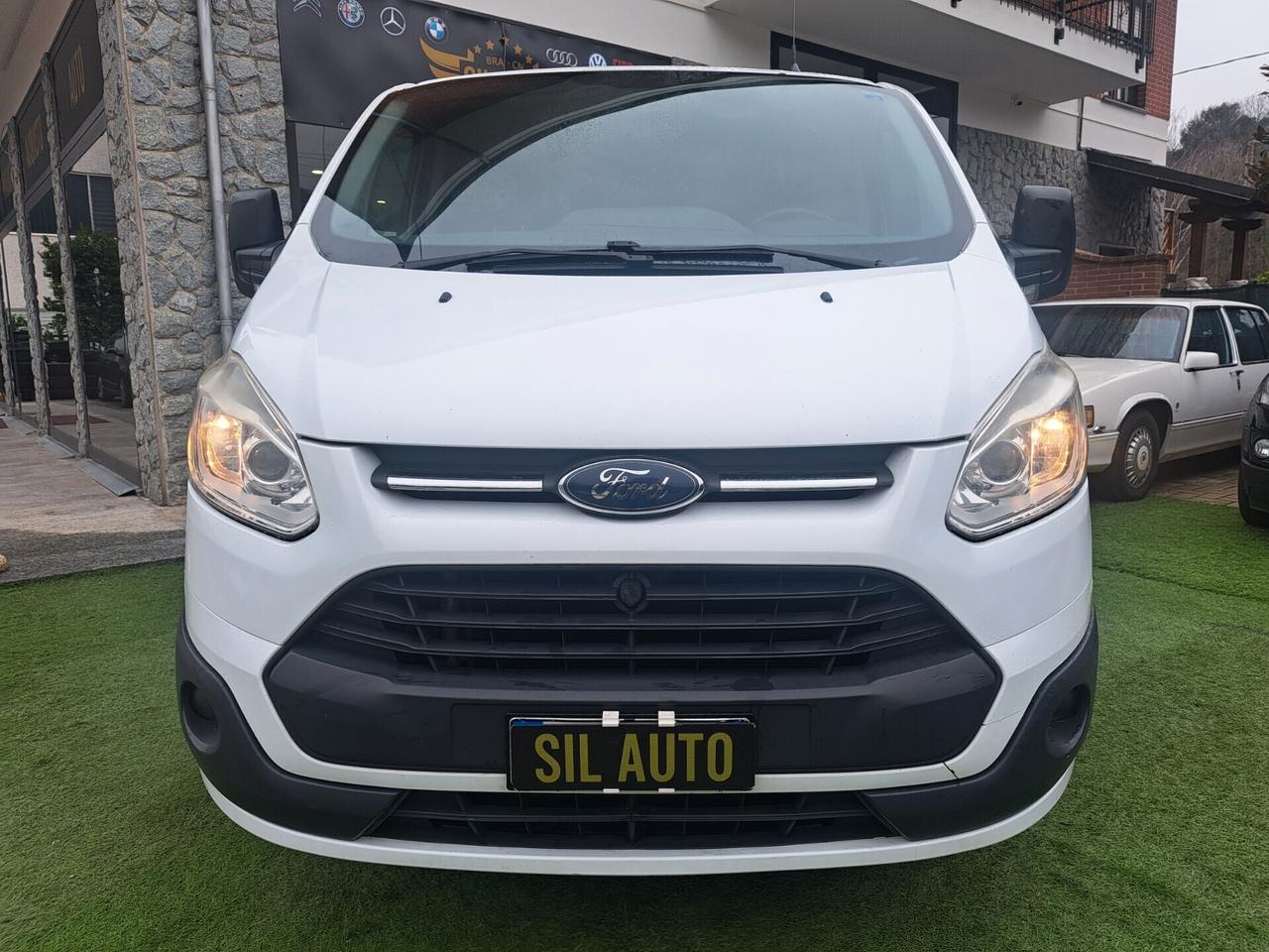 Ford Transit Custom 2.2 TDCi 125CV /MOTORE NUOVO/GANCIO TRAINO