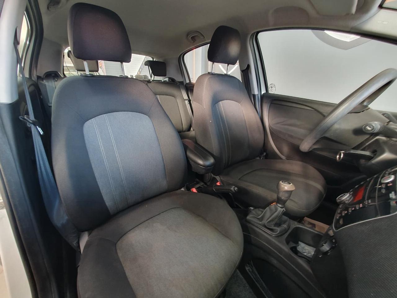 Fiat Punto 1.3 MJT 75cv Lounge 2015