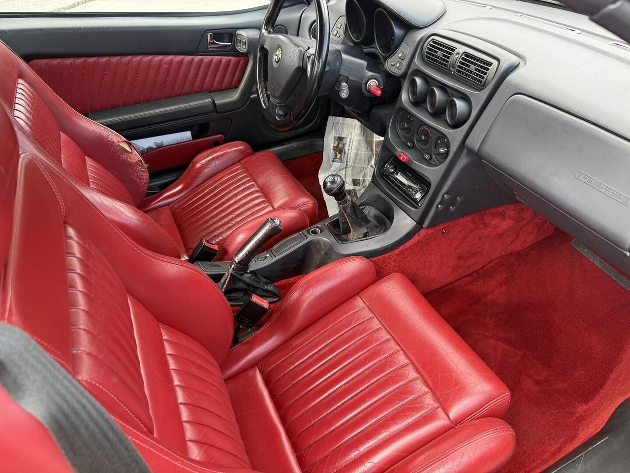 ALFAROMEO GTV SPIDER 2.0 INTERNI IN PELLE ROSSA