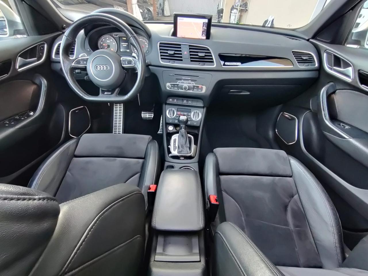 Audi RSQ3 RS 2.5 TFSI quattro S tronic