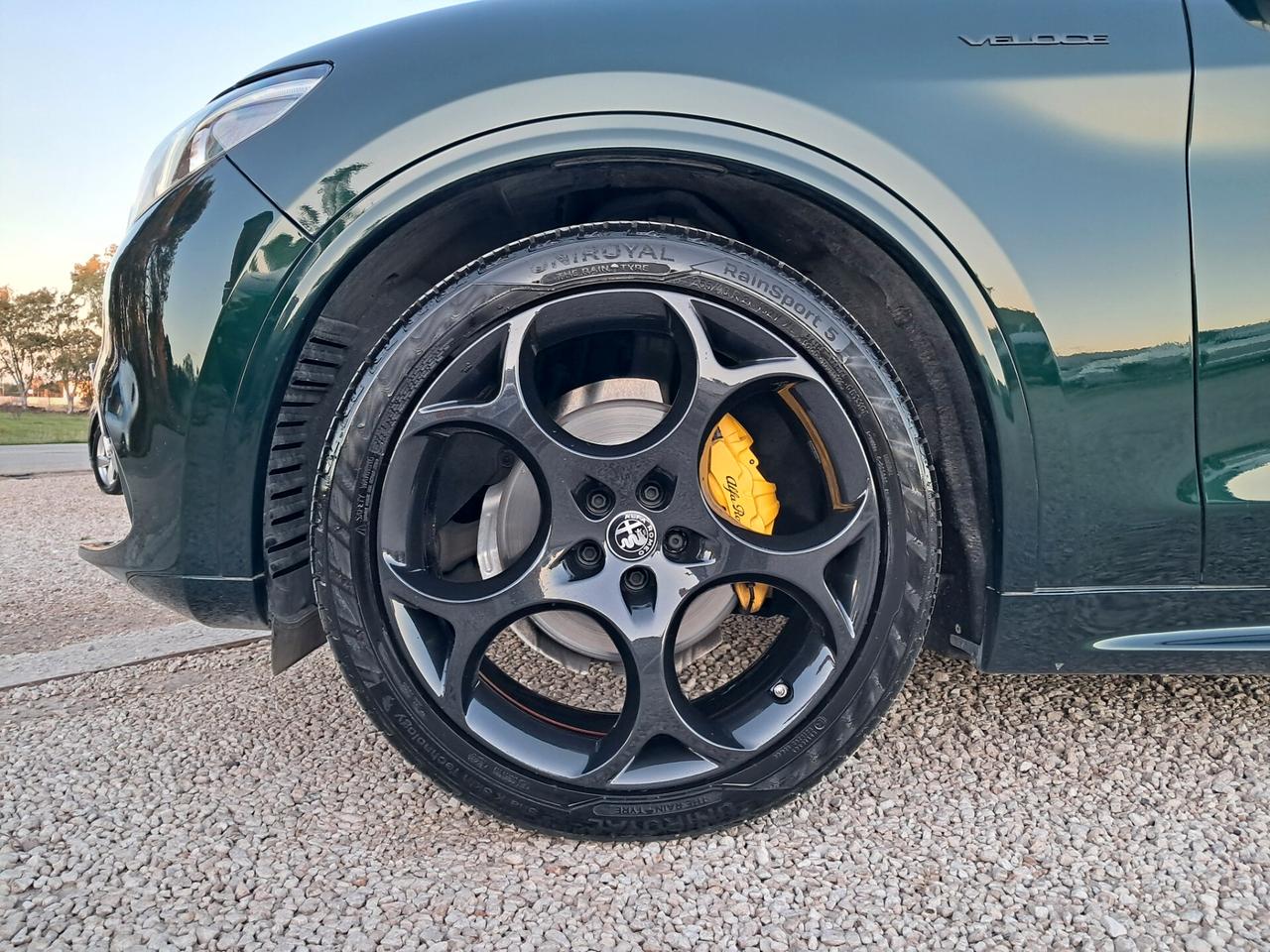 A. R. Stelvio VELOCE-210CV *Q4*TETTO*PELLE*CERCHI21"