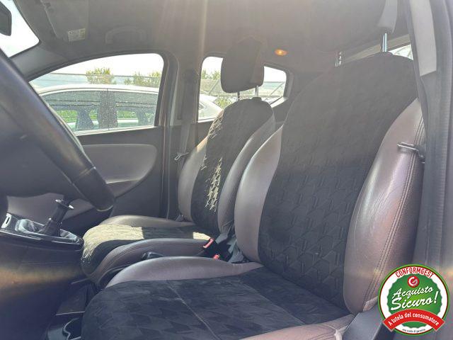 LANCIA Ypsilon 1.2 69 CV 5 porte Elle