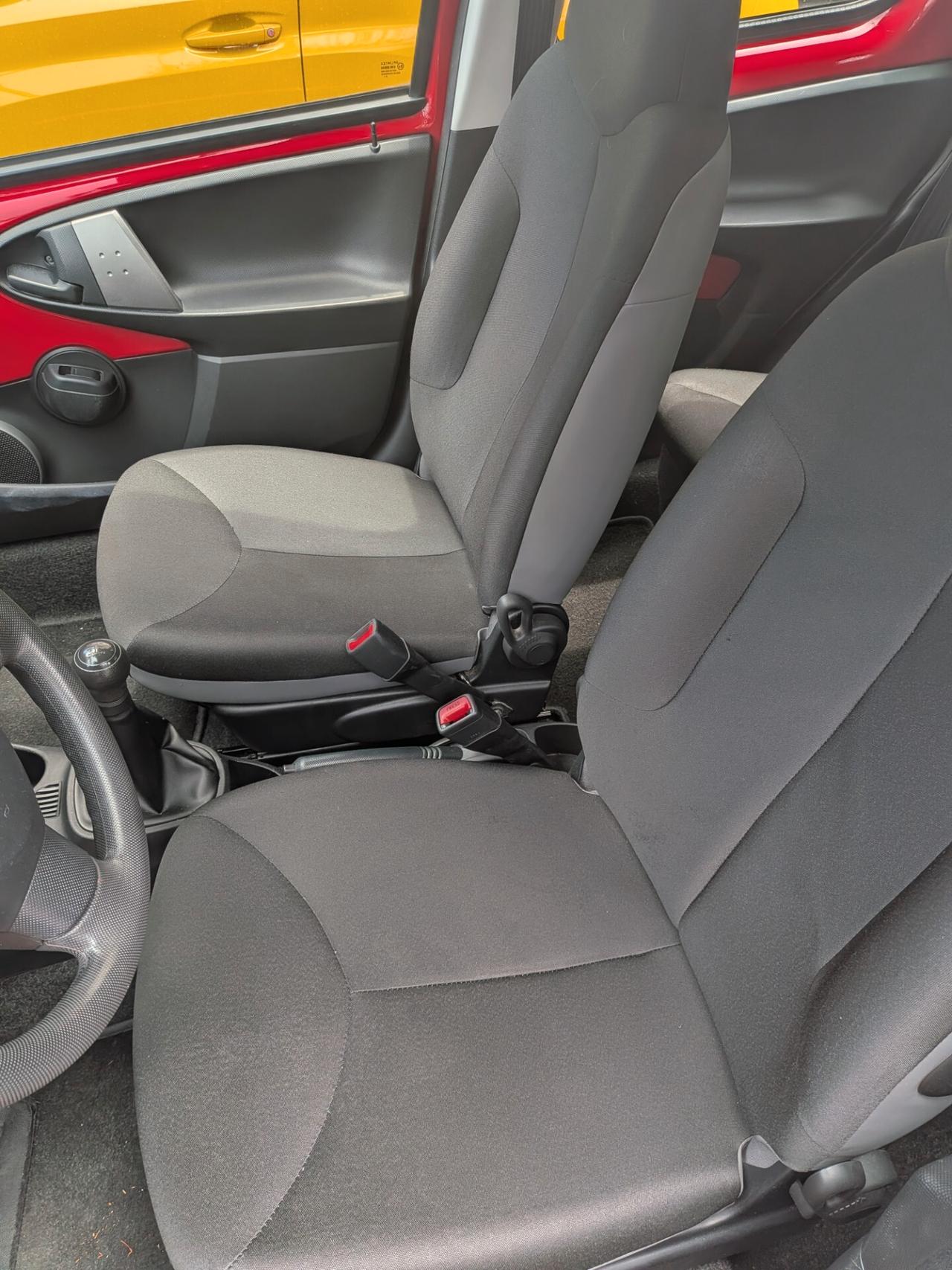 Toyota Aygo 1.0 12V VVT-i 5 porte Active Connect