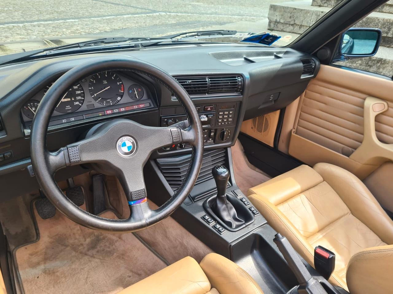 Bmw E30 325i Cabriolet M-TECHINIK