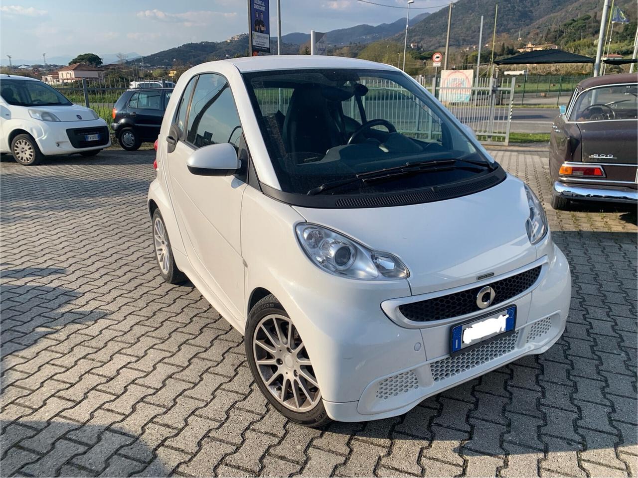 Smart ForTwo 1000 45 kW MHD coupé pure