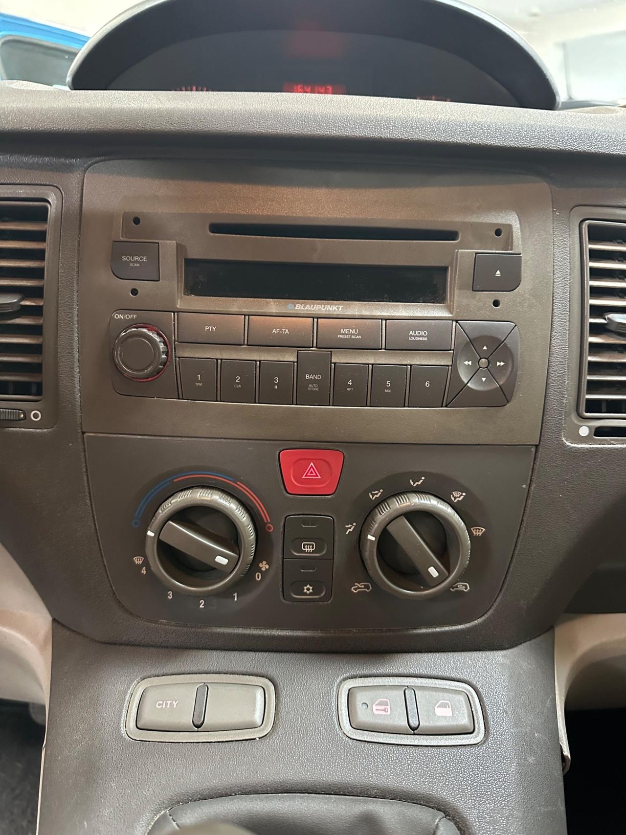 Fiat Idea 1.4 16V Emotion