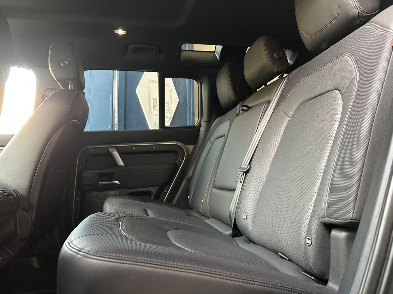 Land Rover Defender 90 3.0D I6 200 CV AWD Auto X-Dynamic S