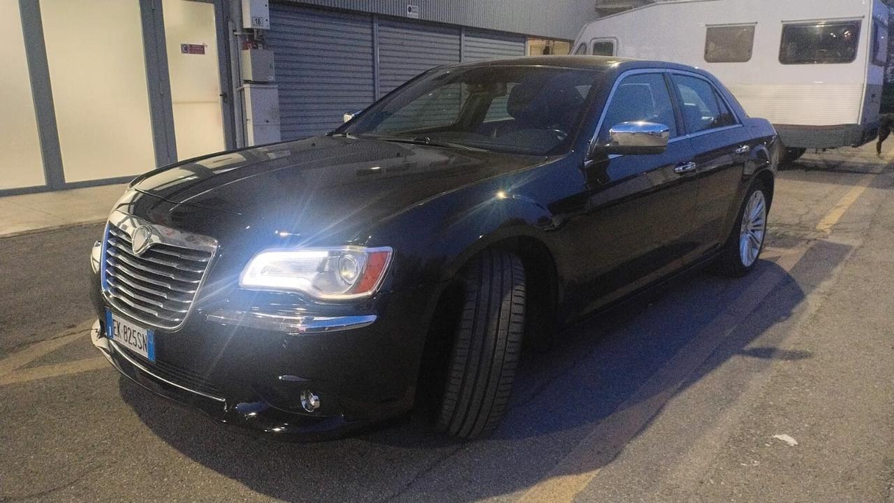 Lancia Thema 3.0 V6 Multijet II 239 CV Platinum