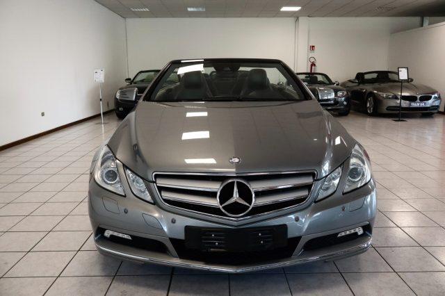 MERCEDES-BENZ E 200 Benzina Cabrio tagliandi Mercedes