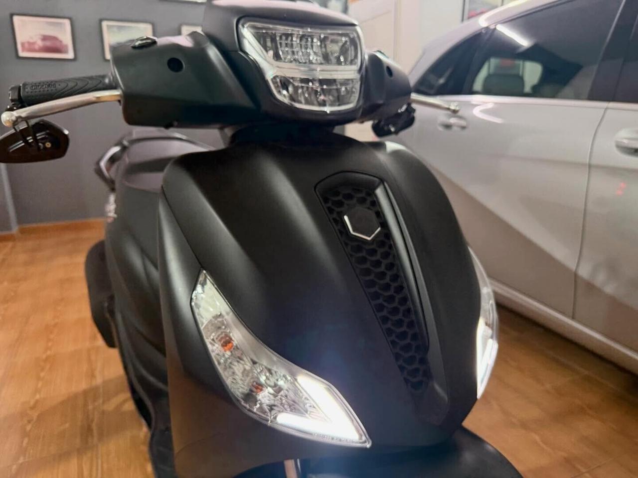 Piaggio Medley S 125