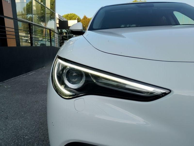 Alfa Romeo Stelvio Stelvio 2.2 Turbodiesel 210 CV AT8 Q4 Executive