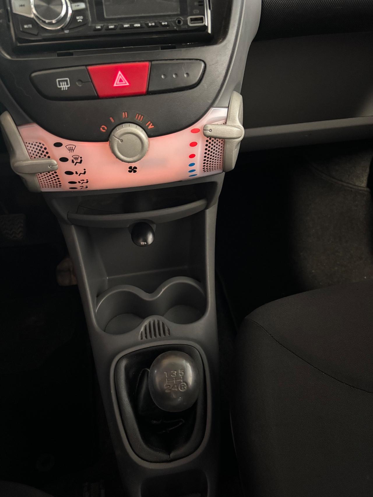 Toyota Aygo 1.0 BENZINA VVT-i OK NEOPATENTATI