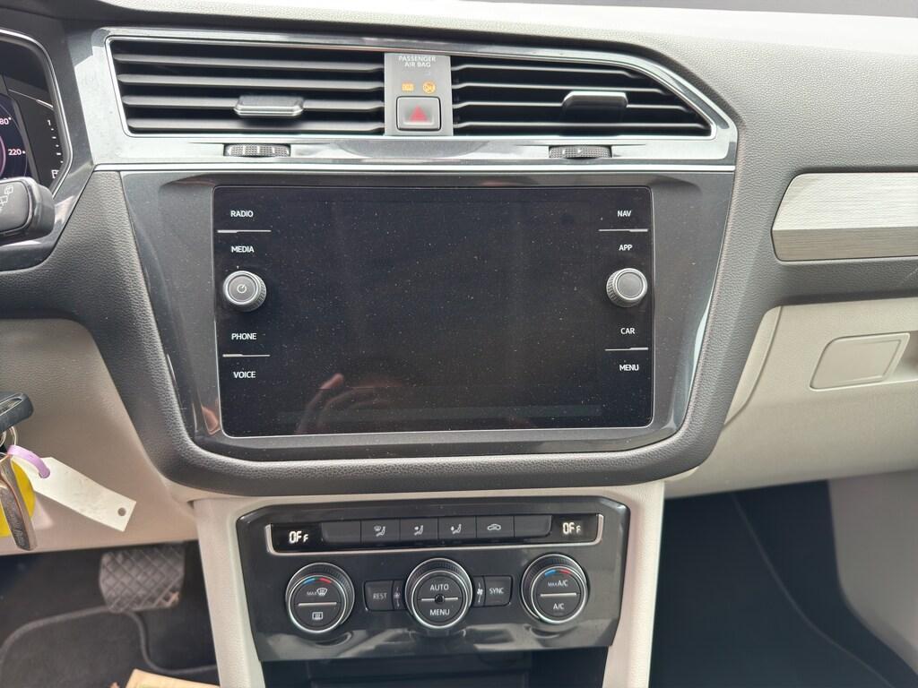 Volkswagen Tiguan 2.0 TDI SCR Business 4Motion DSG