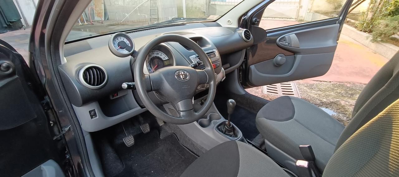 Toyota Aygo 1.0 12V VVT-i 3 porte