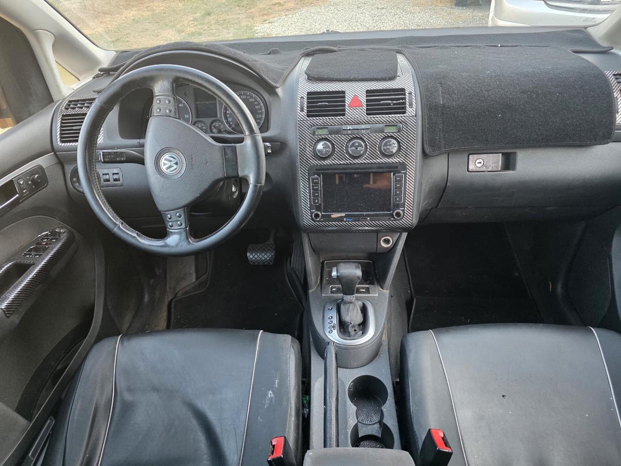 Volkswagen Touran 2.0 16V TDI Highline