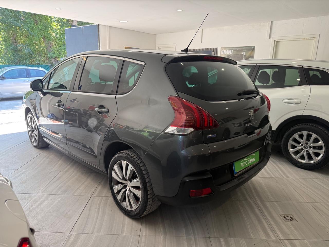 Peugeot 3008 1.5 DIESEL CAMBIO AUTOMATICO
