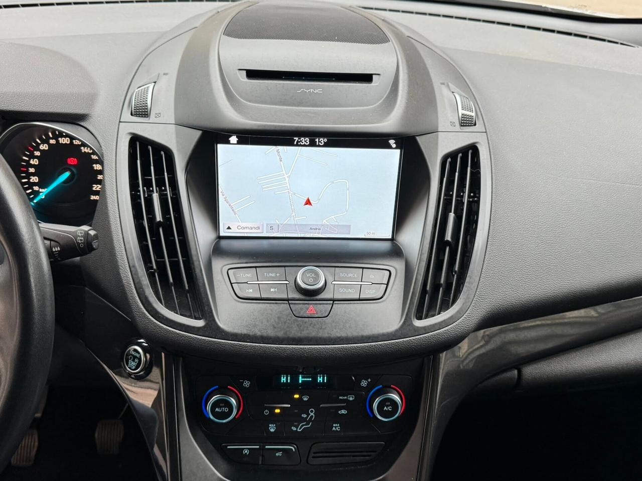 FORD KUGA 1.5 TDCI 120 CV. 2WD TITANIUM NAVI+RETROCAMERA