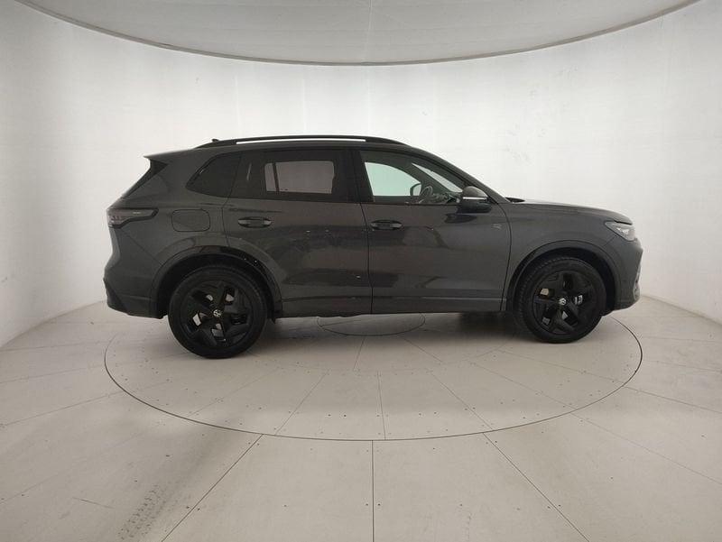 Volkswagen Tiguan 2.0 tdi R-Line 4motion 193cv dsg