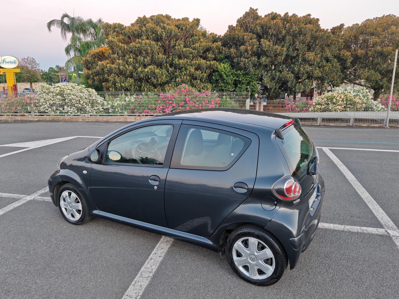 Toyota Aygo 1.0 benzina 2011 come nuova