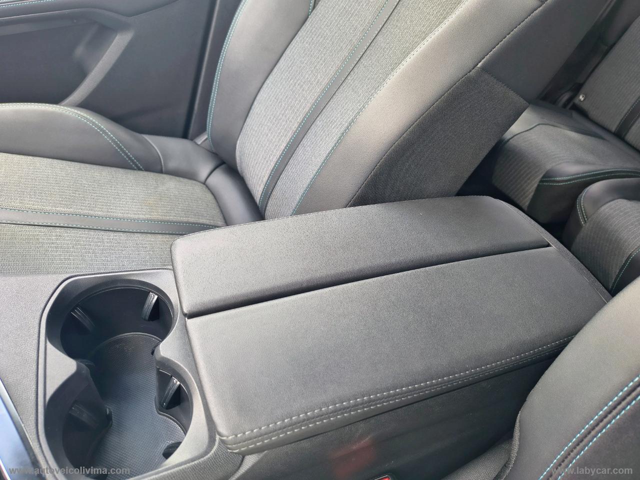 PEUGEOT 5008 BlueHDi 130 S&S EAT8 Allure Pack