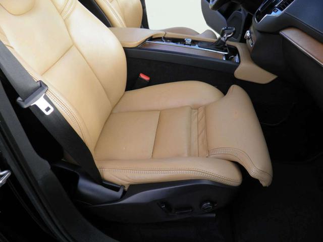 VOLVO XC90 D5 AWD Geartronic 7 posti Inscription