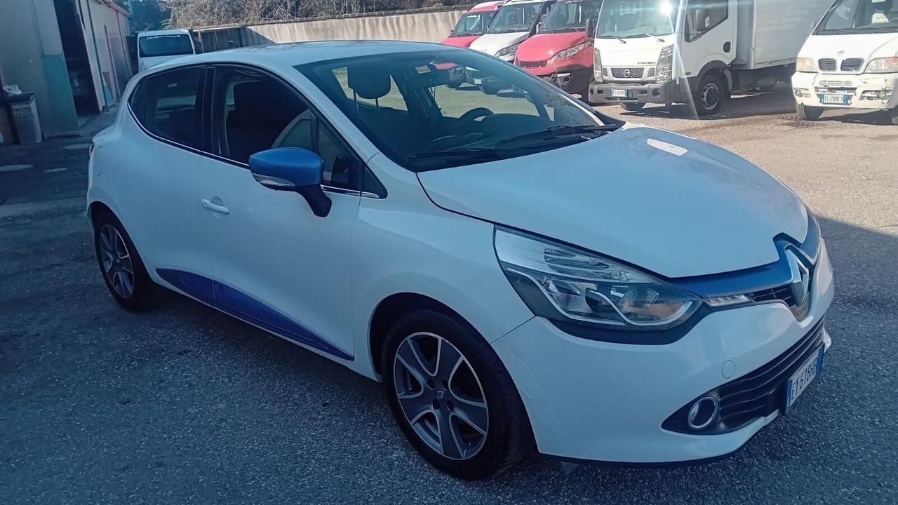 Renault clio 1.5 dci/75 cv-full-2015