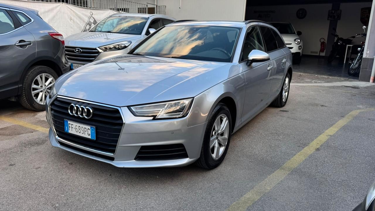 Audi A4 2.0 TDI 150 CV ultra S tronic Business Sport
