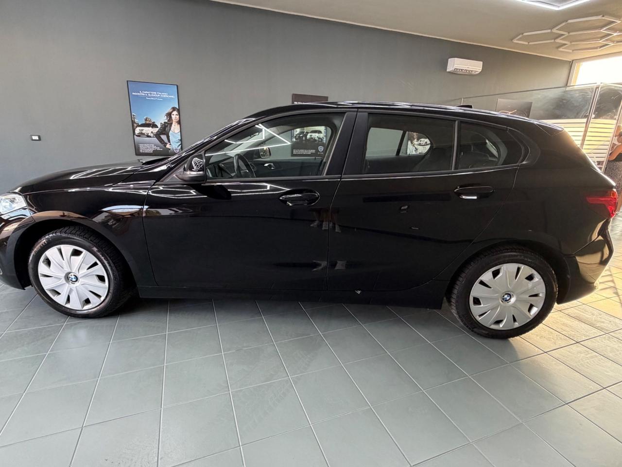 Bmw 116d 5p. Advantage Automatica