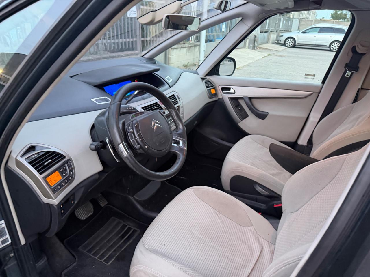 CITROEN C4 2.0 DIESEL AUTOMATICO PER COMERCIANȚI