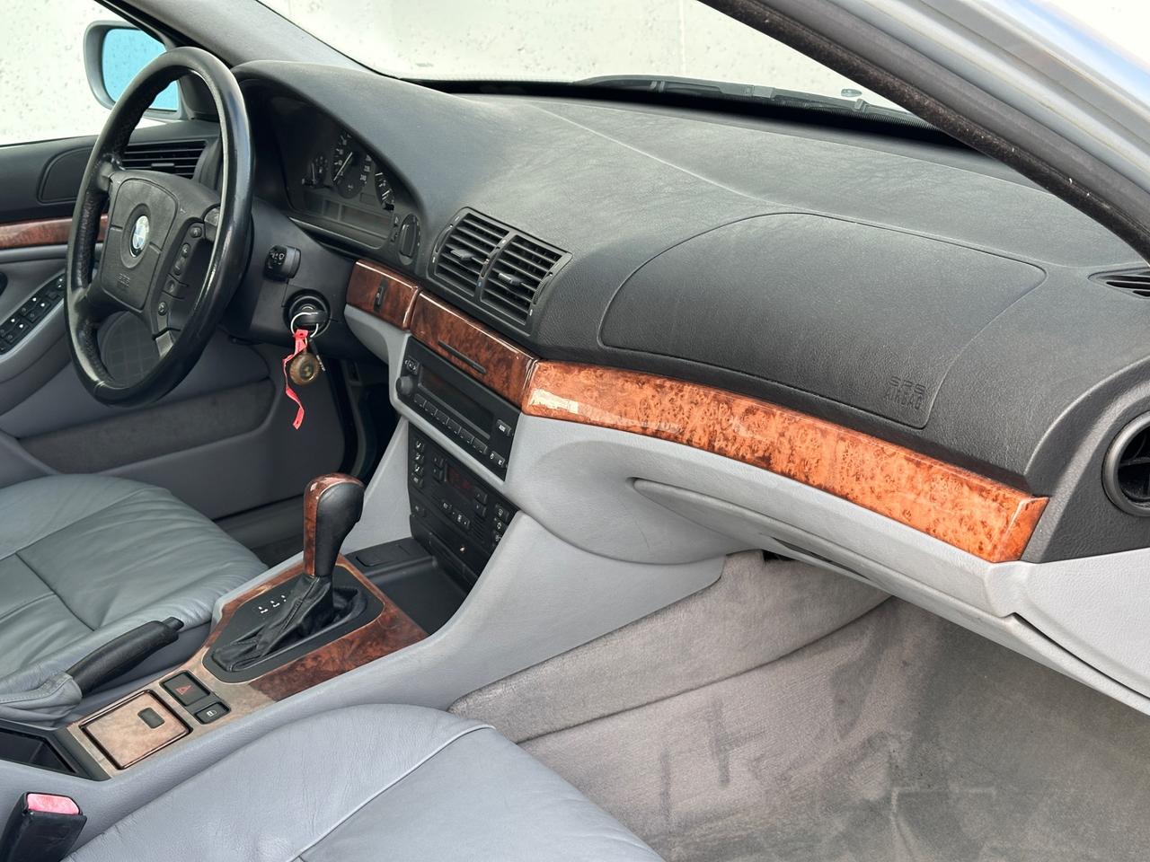 Bmw 520i 24V cat Automatica