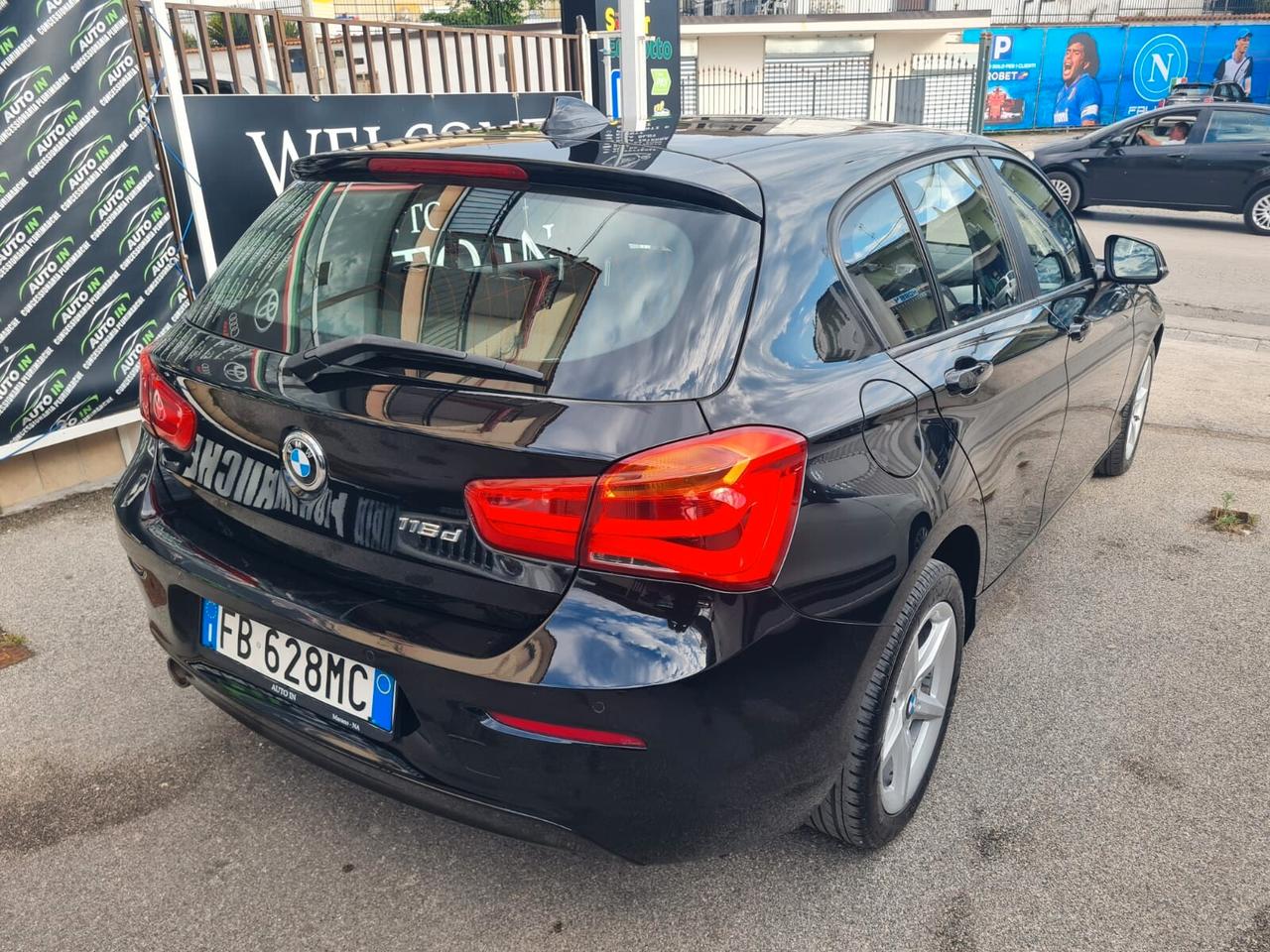 Bmw 116 116d 5p. Urban