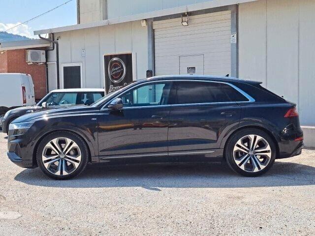 AUDI Q8 50 TDI QUATTRO S LINE - FULL OPTIONAL