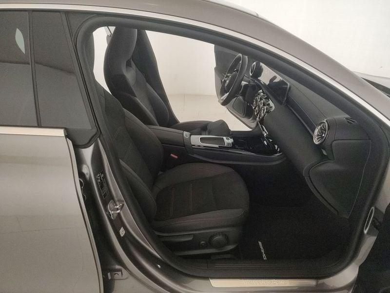 Mercedes-Benz CLA S.Brake CLA Shooting Brake 200 d AMG Line Advanced Plus auto